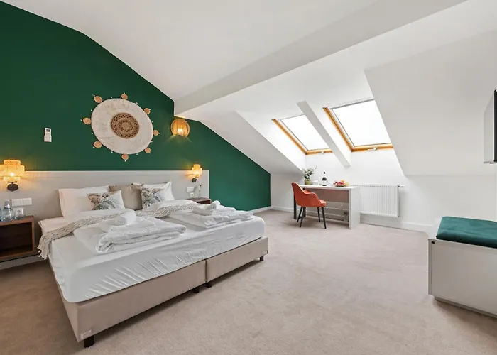 Park Mauer - Boutique Hotel, Restaurant, Cafe & Bar Hotel
