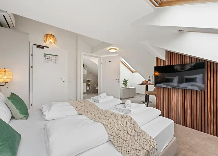 Hotel Park Mauer - Boutique Hotel, Restaurant, Cafe & Bar Vienna