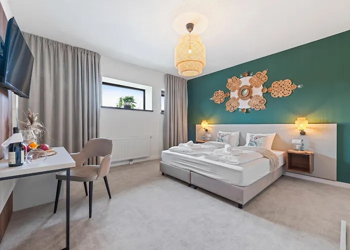 Park Mauer - Boutique Hotel, Restaurant, Cafe & Bar
